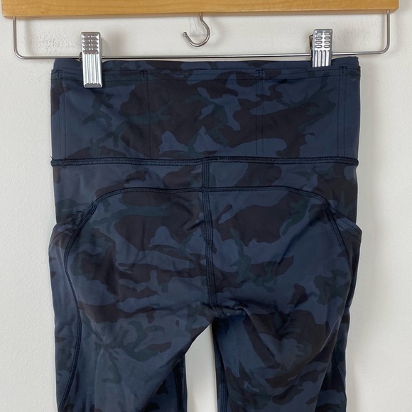 Lululemon Fast and Free Tight II 25" *Non-Reflective Nulux - Picture 5 of 7